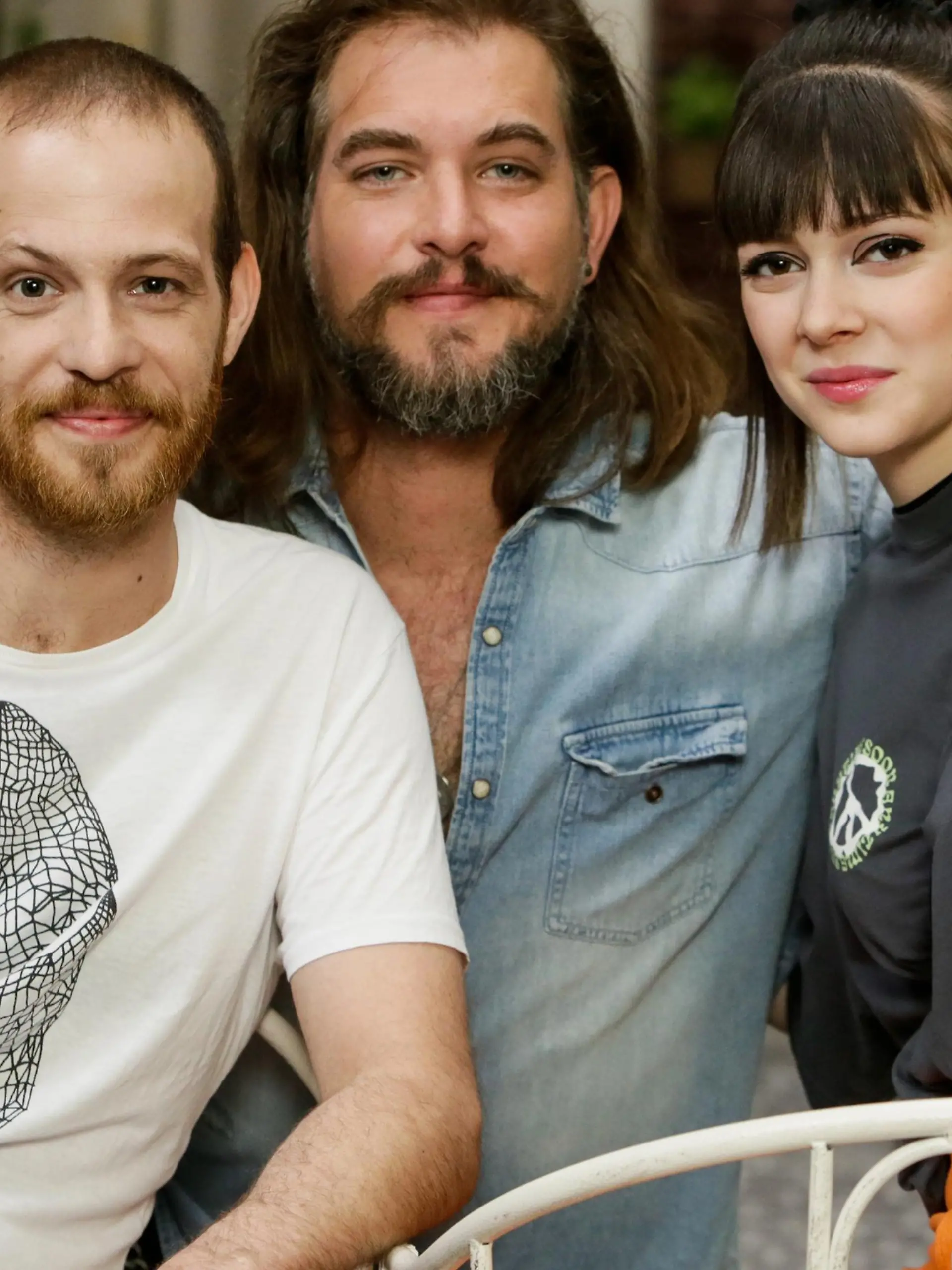 Patrick Müller (l.), Diego Carlos Seyfarth und Maira Kellers

Die Verwendung des sendungsbezogenen Materials ist nur mit dem Hinweis und Verlinkung auf RTL+ gestattet.