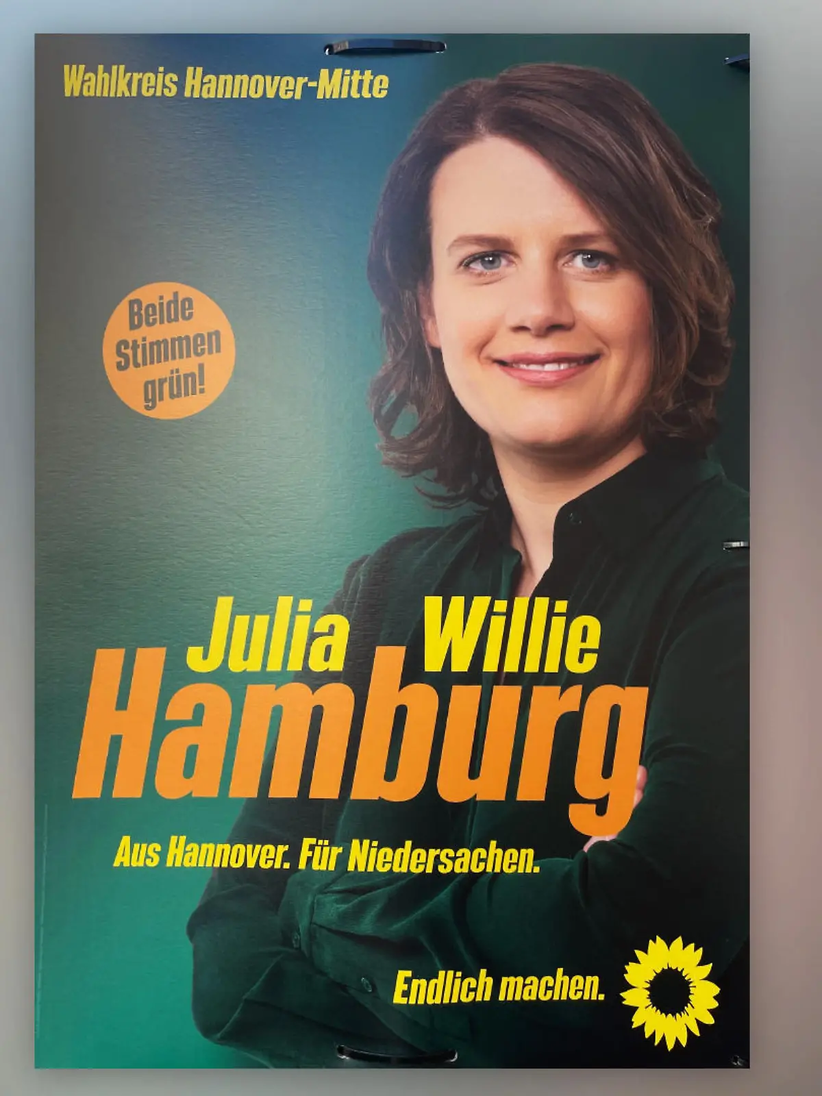 "Aus Hannover. Für Niedersachen." Genau das steht aktuell noch auf den Wahlplakaten von Julia Willie Hamburg in Hannover.