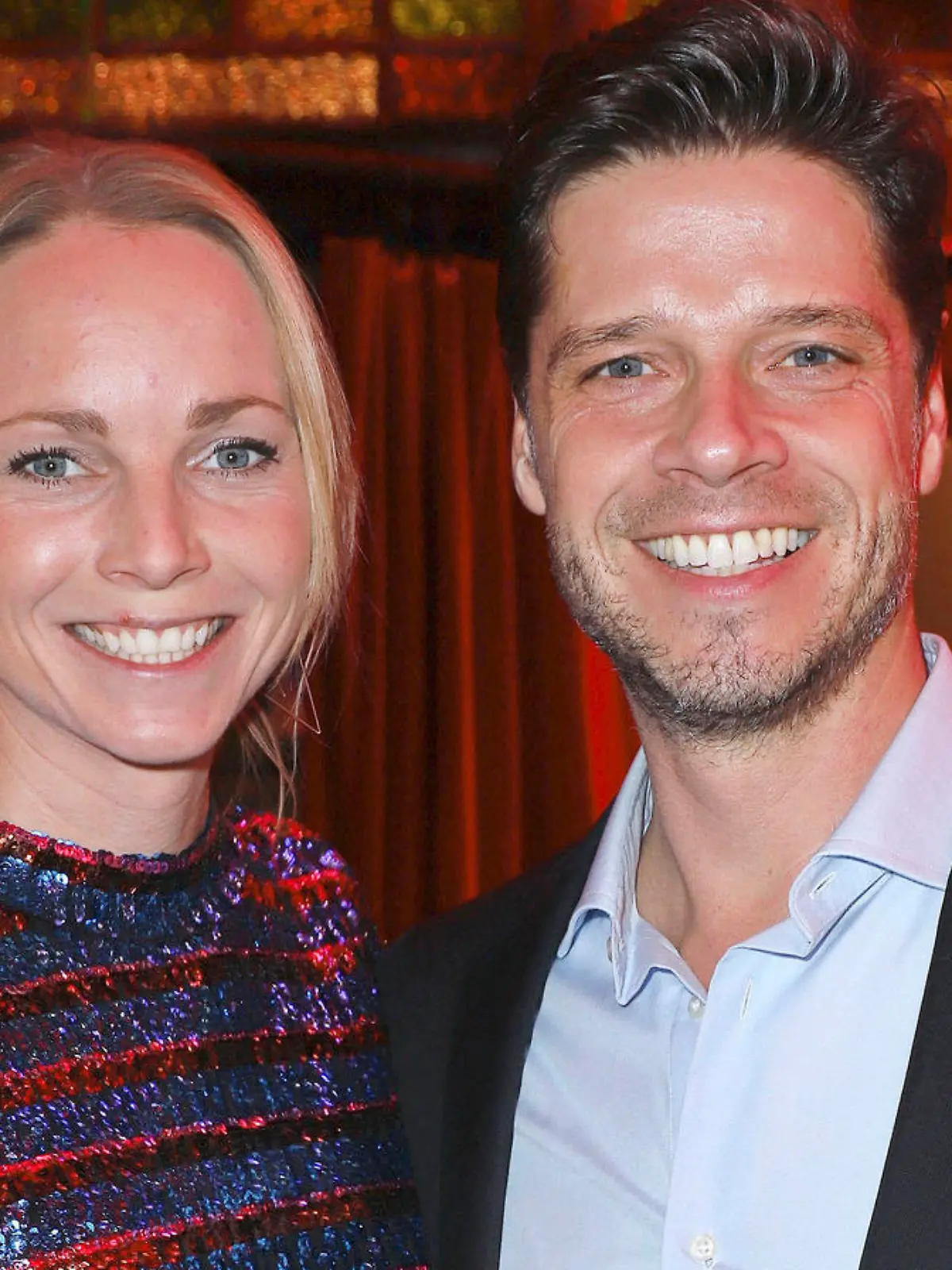  Stephen Dürr mit Ehefrau Katharina Dürr bei der Premiere von Cornelia Polettos Palazzo im Spiegelpalast vor den Deichtorhallen. Hamburg, 15.11.2019 *** Stephen Dürr with wife Katharina Dürr at the premiere of Cornelia Polettos Palazzo in the Spiegelpalast in front of the Deichtorhallen Hamburg, 15 11 2019 Foto:xgbrcix/xFuturexImage