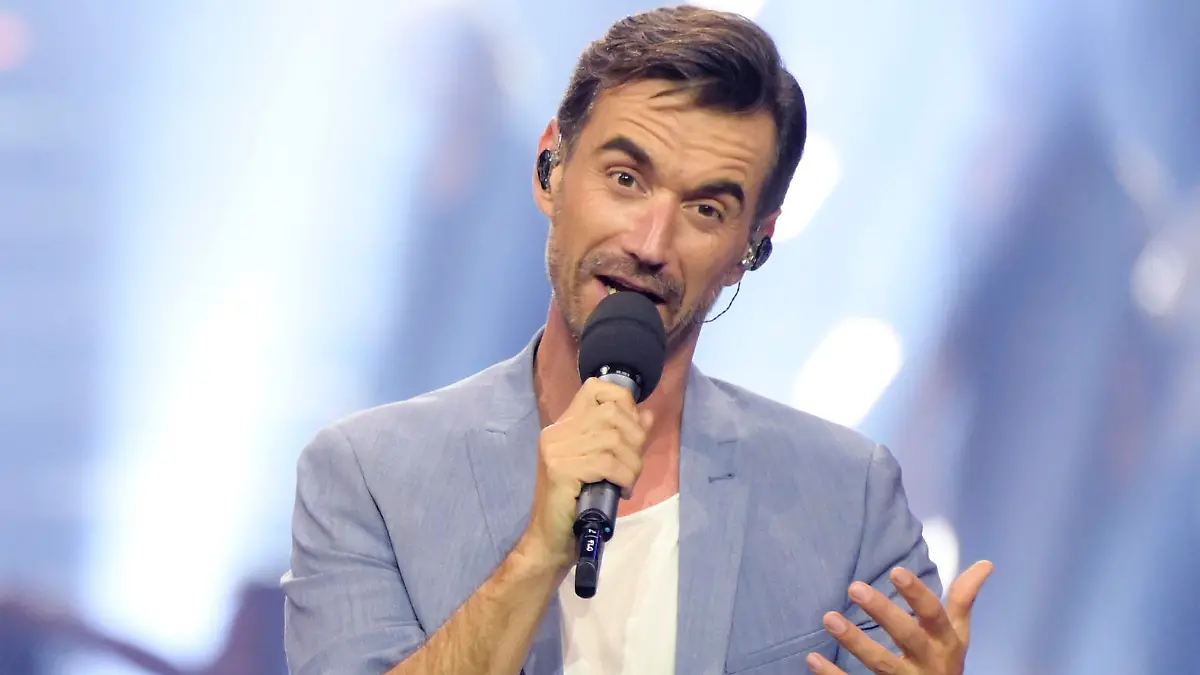 Helene Fischer und Florian Silbereisen in der TV-Show 'Das große Schlagercomeback.2022' in der Glashalle der Leipziger Messe. Leipzig, 23.07.2022