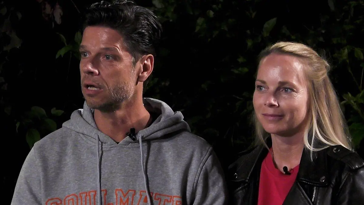 Ungläubige Blicke von Stephen und Katharina Dürr