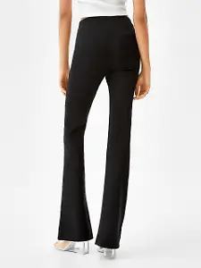 Schicke Stoffhose in Schwarz von Bershka