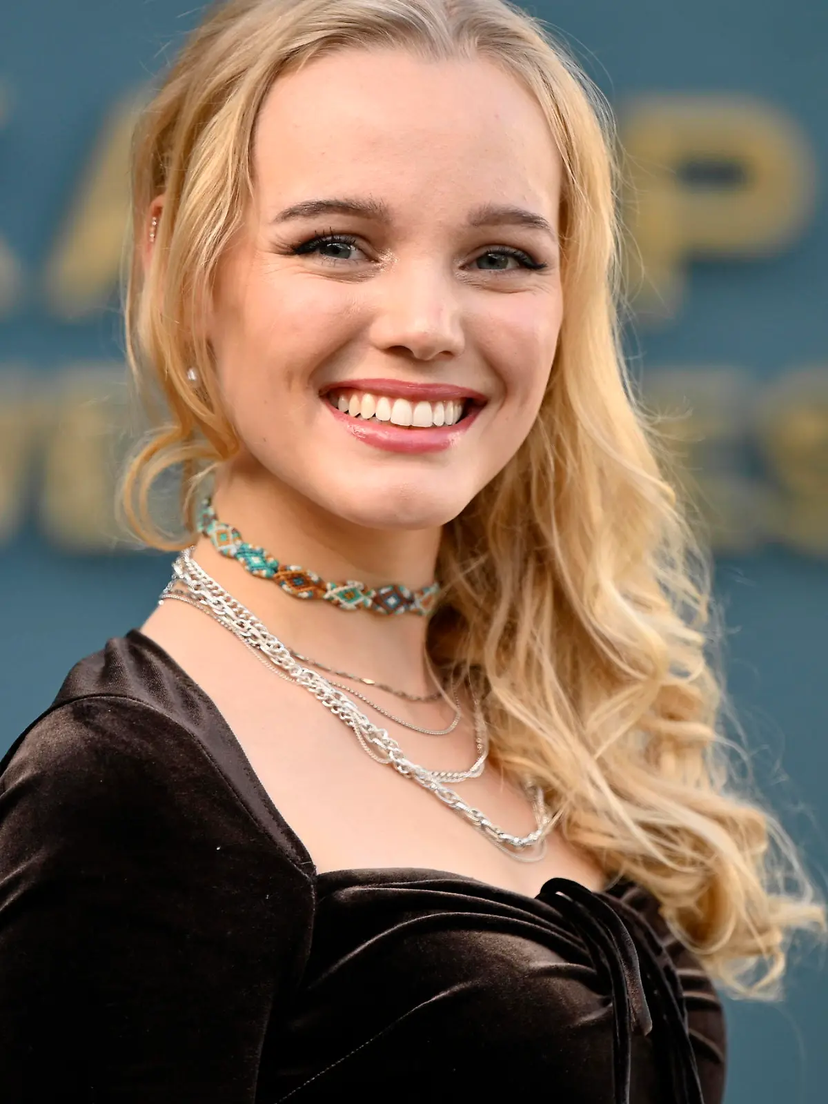 Lilly Joan Gutzeit beim Fototermin am Set der RTL TV-Serie Alles was zählt in den MMC-Studios in Ossendorf. Köln, 26.10.2022 *** Lilly Joan Gutzeit at the photo session on the set of the RTL TV series Alles was zählt at the MMC Studios in Ossendorf Cologne, 26 10 2022 Foto:xD.xAnoraganingrumx/xFuturexImage 