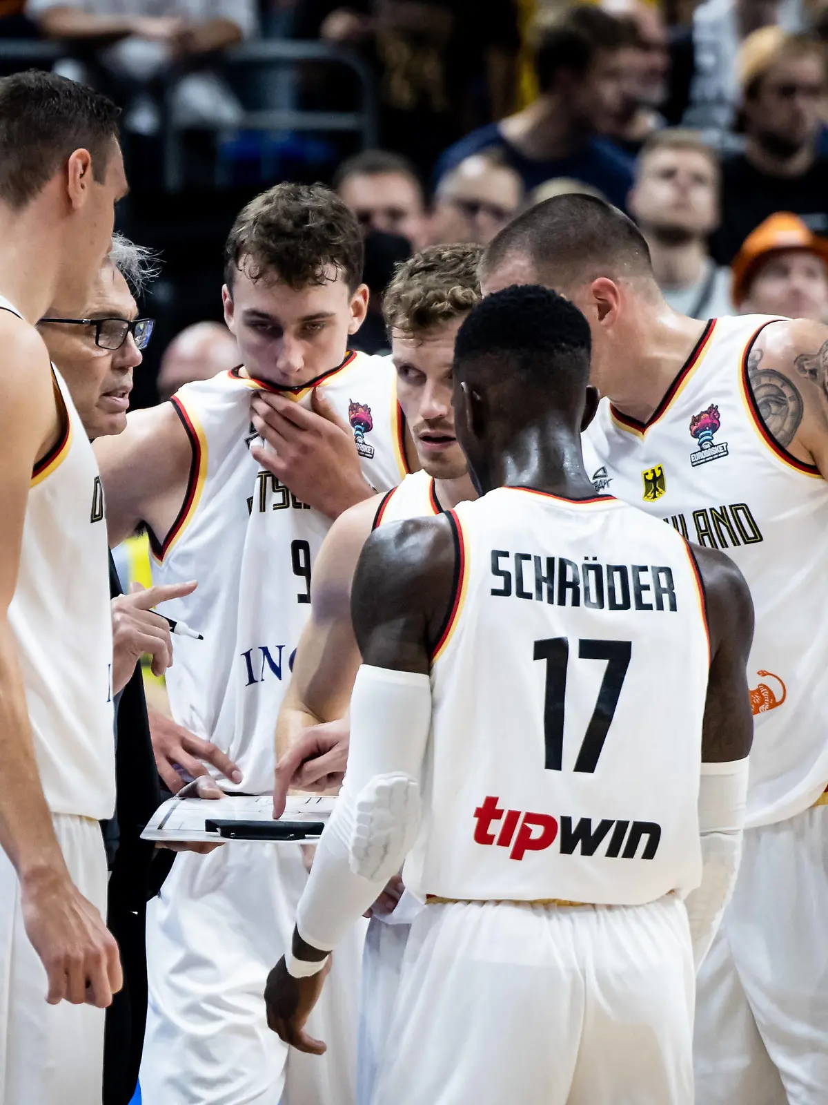 HERBERT Gordie, head coach of Germany, VOIGTMANN Johannes of Germany, WAGNER Franz of Germany, SCHRODER Dennis of Germany, THEIS Daniel of Germany during basketball match between Germany and Greece in Quarterfinal at Fiba EuroBasket 2022, on September 13, 2022 in Mercedes-Benz Arena, Berlin, Germany. Photo by Vid Ponikvar / Sportida//SPORTIDA_Sipa.1254/2209141231/Credit:Vid Ponikvar / Sportida/SIPA/2209141256 / action press