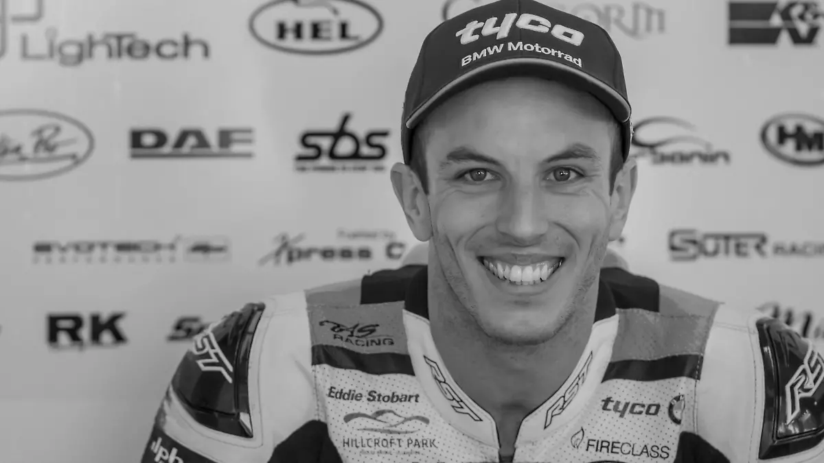 21st April 2019, Silverstone, Towcester, England; Bennetts British Superbikes Championship, Round 1, race day; Keith Farmer (GBR) rider of the Tyco BMW sitting in the pit garage before the races PUBLICATIONxINxGERxSUIxAUTxHUNxSWExNORxDENxFINxONLY ActionPlus12126263 RolandxHarrison