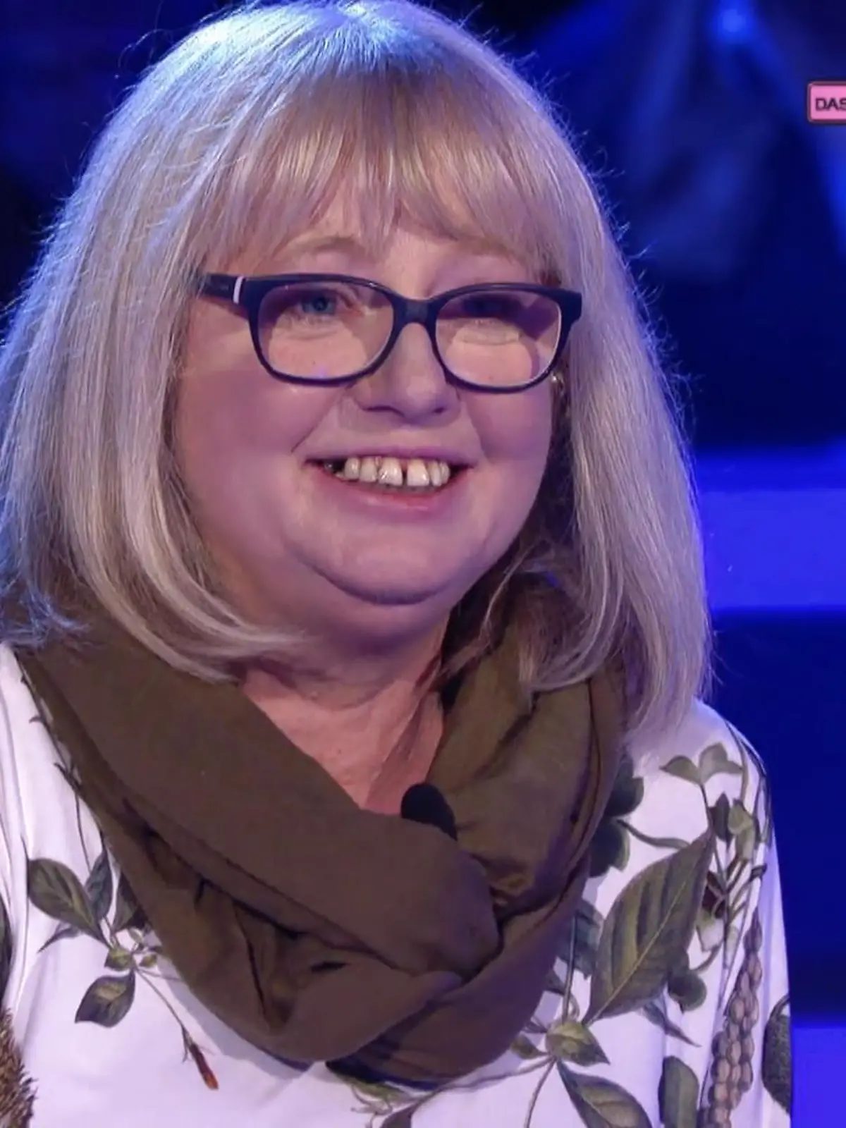 "Wer wird Millionär?"-Zockerkandidatin Simone Schneider-Stenkewitz hat im großen Weihnachtsspecial die zwei Millionen im Visier