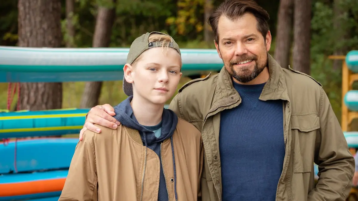 Joey Altmann (l.) als "Oskar" und Daniel Fehlow als "Leon"
Die Verwendung des sendungsbezogenen Materials ist nur mit dem Hinweis und Verlinkung auf RTL+ gestattet.