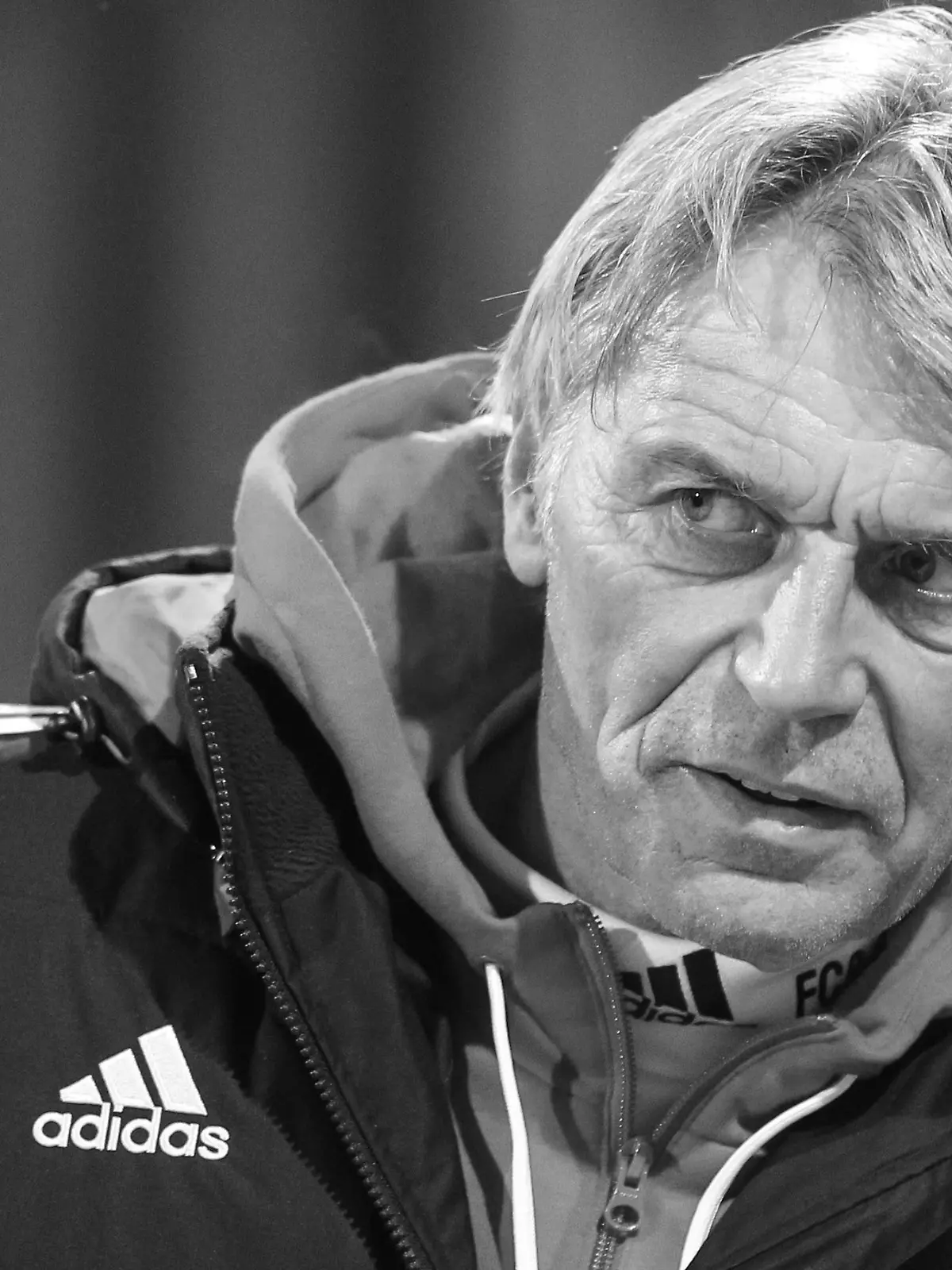 Bildnummer: 15190360  Datum: 03.12.2013  Copyright: imago/Krieger     Rainer ULRICH (Co-Trainer FC Bayern München II), Einzelbild, angeschnitten, angeschnittenes Einzelmotiv, Halbfigur, halbe Figur, quer, Querformat, horizontal, landscape, FC Bayern München II vs. FC Augsburg II, Fussball, Männer, Regionalliga Bayern, 18. Spieltag, 03.12.2013, ; 2014 GER x0x xkg 2013 quer Fussball Männer Regionalliga Bayern DEU GER 18. Spieltag Saison 2013-2014 