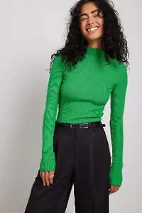 Strickpullover mit Schulterpolstern