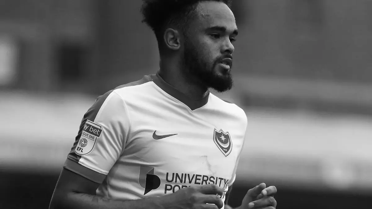 February 16, 2019 - Southend, England, United Kingdom - Anton Walkes of Portsmouth.during Sky Bet League One match between Southend United and Portsmouth at Roots Hall Ground, Southend, England on 16 Feb 2019. Southend United v Portsmouth - Sky Bet League One PUBLICATIONxINxGERxSUIxAUTxONLY - ZUMAn230 20190216_zaa_n230_1293 Copyright: xActionxFotoxSportx  