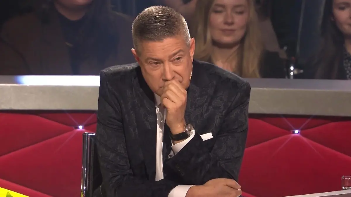 "Sehr ordentlich getanzt!" "Let's Dance"-Juror Joachim Llambi ist von der Steigerung von Julia Beautx und Zolt Sándor Cseke positiv überrascht