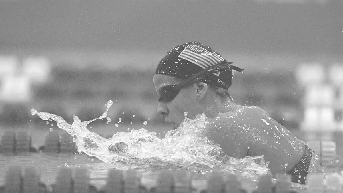 11 Aug 1997:  Jamie Cail of the United States performs during the Pan Pacific Swim Championships in Fukuoka City, Japan. Mandatory Credit: Al Bello  /Allsport