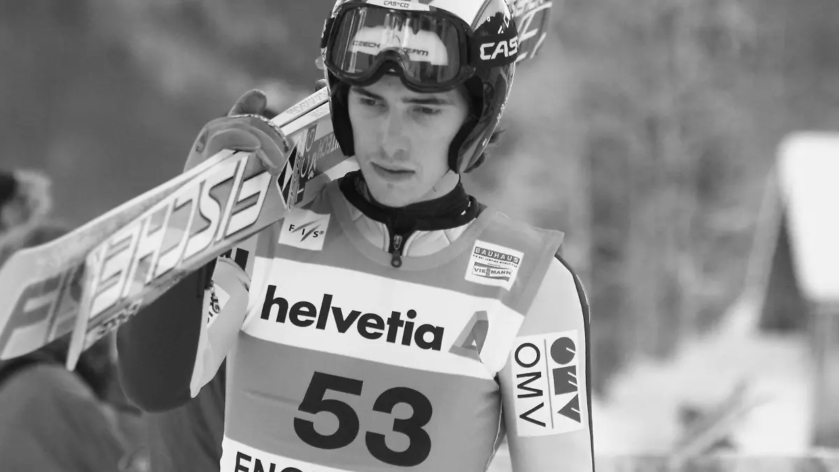 Bildnummer: 09285057 Datum: 28.12.2011 Copyright: imago/Geisser
28.12.2011 FIS Continental Skispringen Engelberg. Schweiz Bild zeigt Antonin Hajek CZE Porträt ; Skispringen Ski Nordisch Skisport 2011 2012 x0x xub 2011 quer CONTINENTAL CUP SKISPRINGEN
Image number 09285057 date 28 12 2011 Copyright imago Geisser 28 12 2011 FIS Continental Ski jumping Engelberg Switzerland Picture shows Antonin Hajek CZE Portrait Ski jumping Ski Nordic Skiing 2011 2012 x0x xub 2011 horizontal Continental Cup Ski jumping