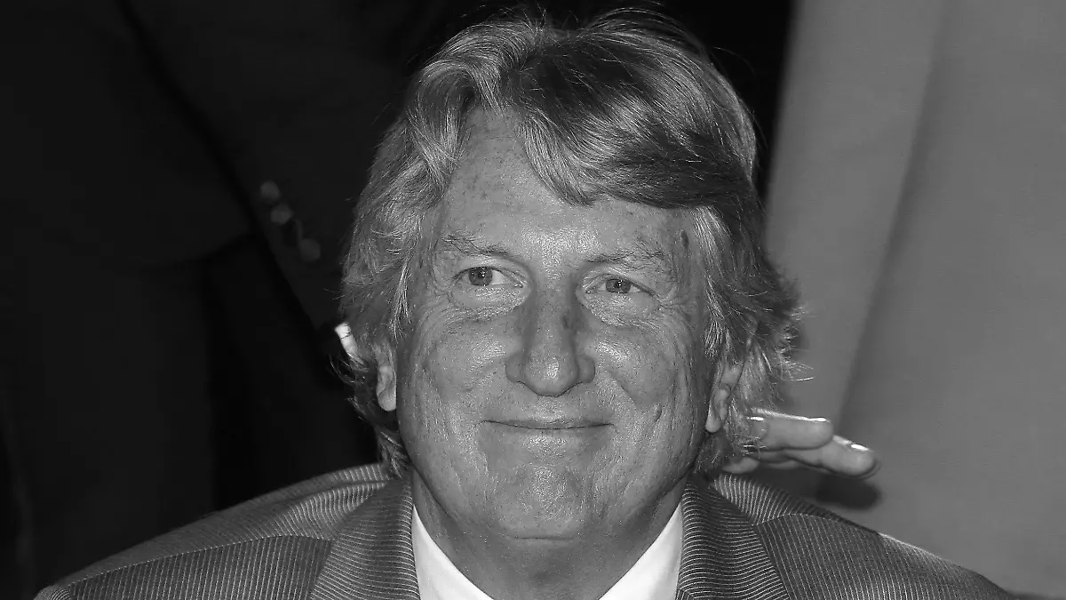 FILE - Former U.S. high jumper Dick Fosbury poses during the 2014 World Athletics Gala Awards, Friday, Nov. 21, 2014, in Monaco. Fosbury, the lanky leaper who completely revamped the technical discipline of high jump and won an Olympic gold medal with his “Fosbury Flop,” has died after a recurrence with lymphoma. Fosbury died Sunday, March 12, 2023, according to his publicist, Ray Schulte. He was 76. (AP Photo/Lionel Cironneau, File)