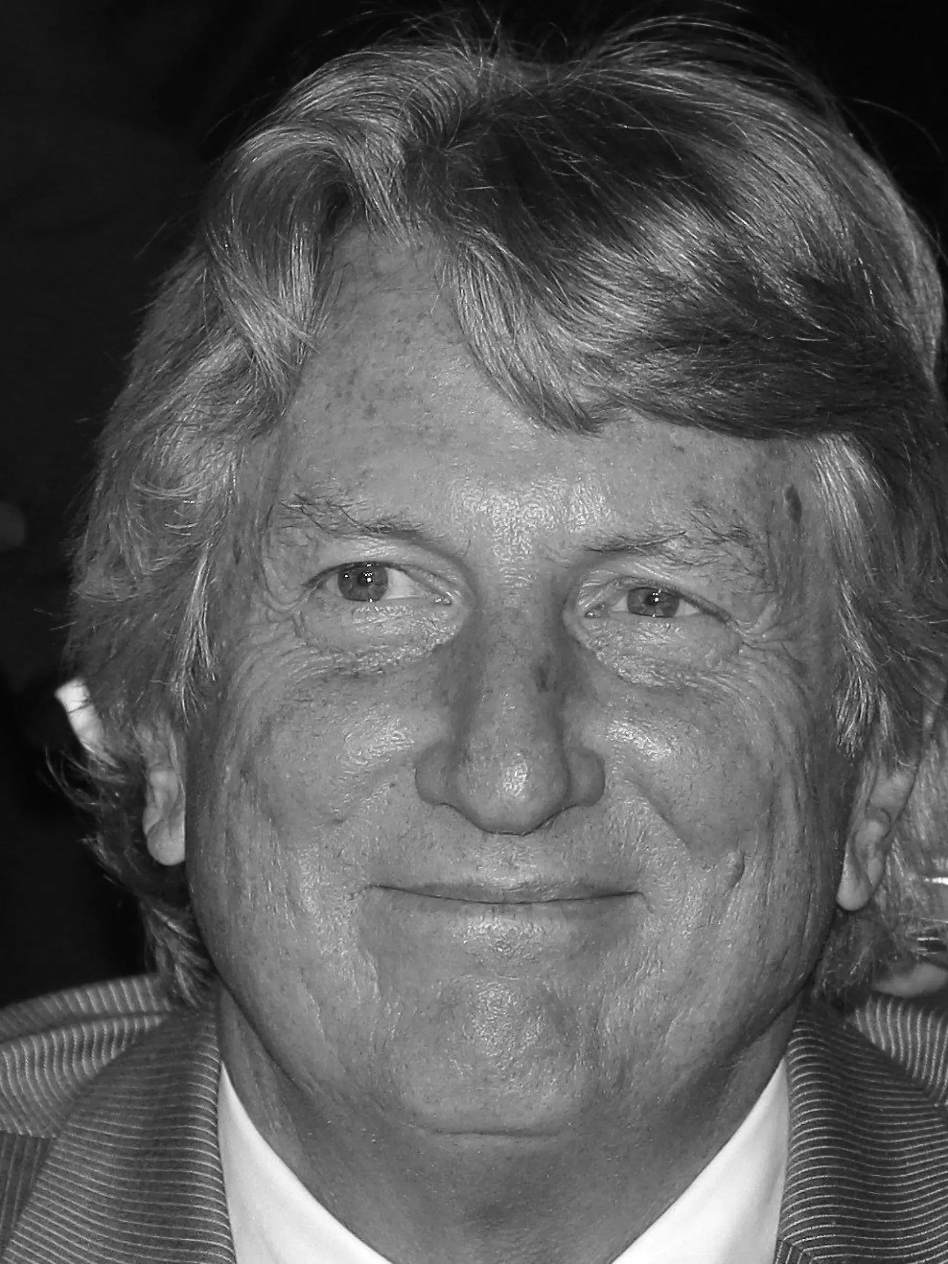 FILE - Former U.S. high jumper Dick Fosbury poses during the 2014 World Athletics Gala Awards, Friday, Nov. 21, 2014, in Monaco. Fosbury, the lanky leaper who completely revamped the technical discipline of high jump and won an Olympic gold medal with his “Fosbury Flop,” has died after a recurrence with lymphoma. Fosbury died Sunday, March 12, 2023, according to his publicist, Ray Schulte. He was 76. (AP Photo/Lionel Cironneau, File)