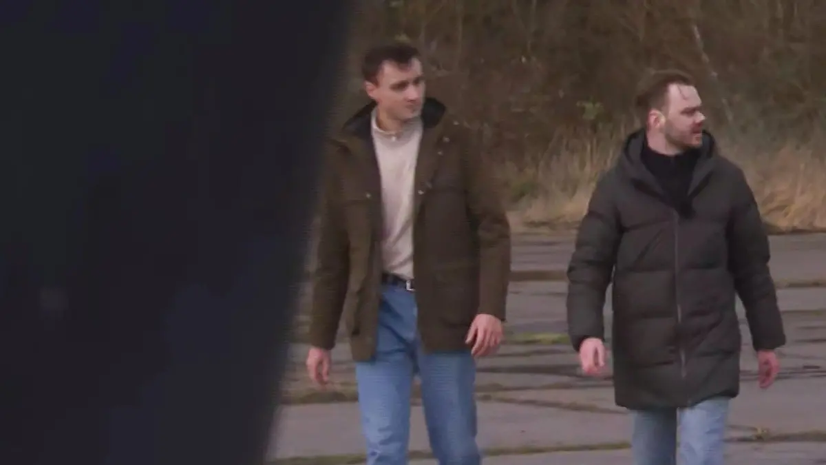 RTL-Reporter Tom Kollmar und Lukas Wilhelm können die Yacht exklusiv in Betracht nehmen.