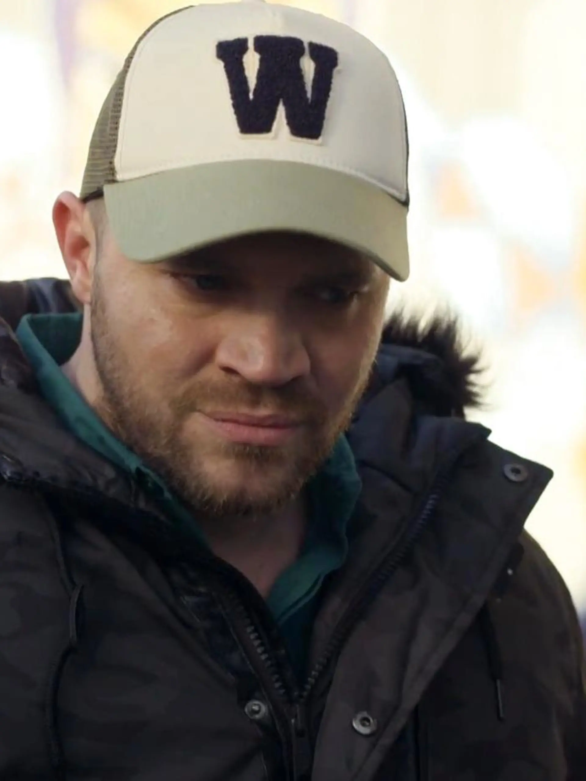Erik (Patrick Heinrich) gesteht Tuner sein Gefühlschaos in Sachen Sarah und Toni