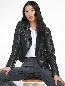 Lederjacke von Saint Mignar