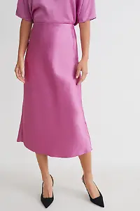 Satin Rock, Rosa
