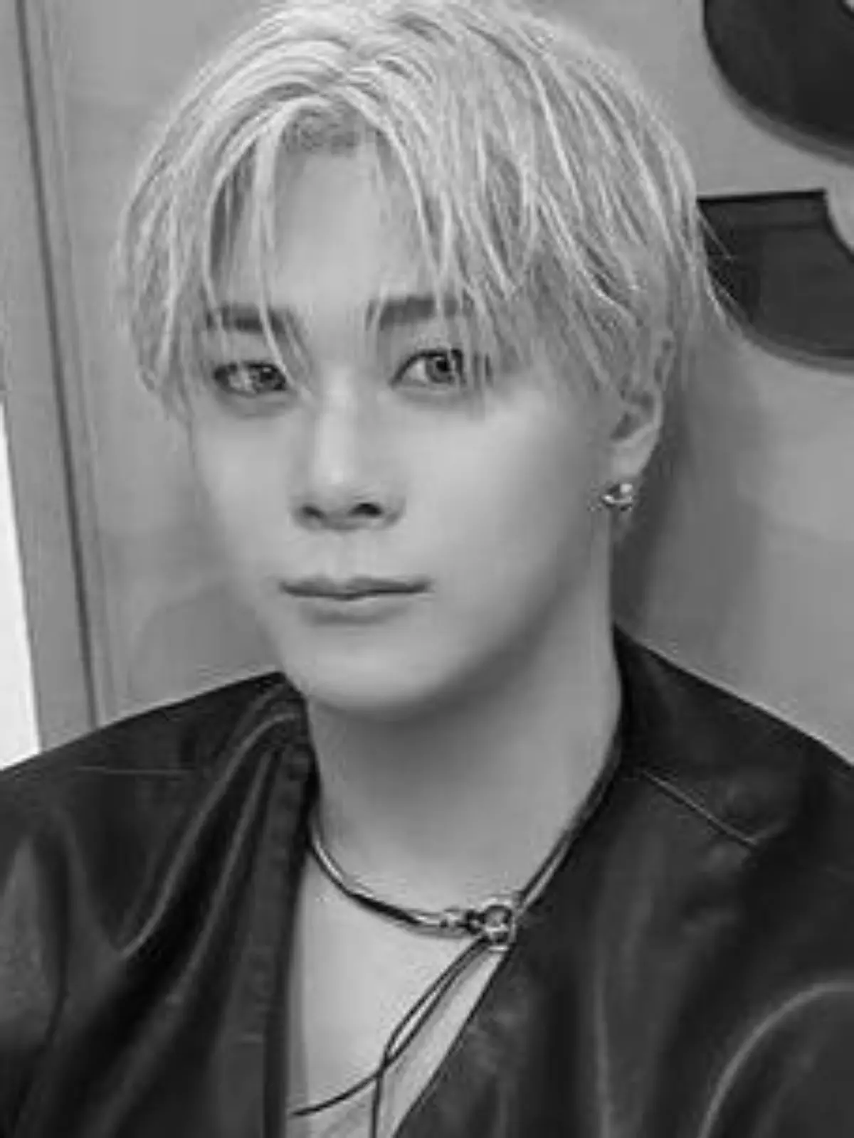 Der koreanische Sänger Moonbin von der K-Pop-Band Astro wurde tot in seinem Appartment aufgefunden.