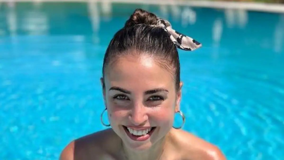 Ekaterina Leonova genießt ihren Urlaub in Italien.