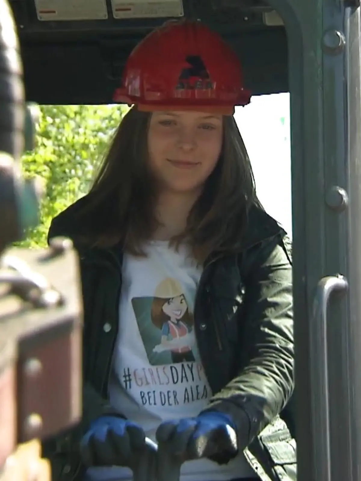 Als Mädchen mal IT- oder Handwerksberufe kennenlernen, als Junge in die Pflege oder Kindererziehung reinschnuppern. Das geht heute am Girls und Boys Day. Viele Unternehmen machen mit, damit in Zukunft traditionelle Geschlechterrollen keinen Einfluss auf die Berufswahl mehr haben.