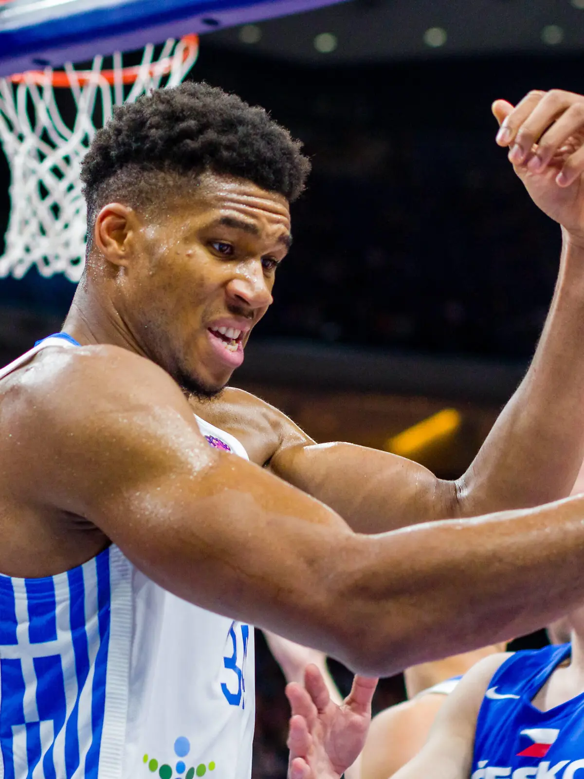 EuroBasket, Basketball EM, Griechenland - Tschechien MERCEDES-BENZ ARENA, BERLIN 11.09.2022 MISTRZOSTWA EUROPY W KOSZYKOWCE FIBA EUROBASKET 2022 1/8 FINALU ROUND OF 16 GRECJA - CZECHY GREECE - CZECH REPUBLIC NZ GIANNIS ANTETOKOUNMPO 34 Pawel Pietranik/Newspix.pl --- Newspix.pl PUBLICATIONxNOTxINxPOL PIETRANIK110922_101