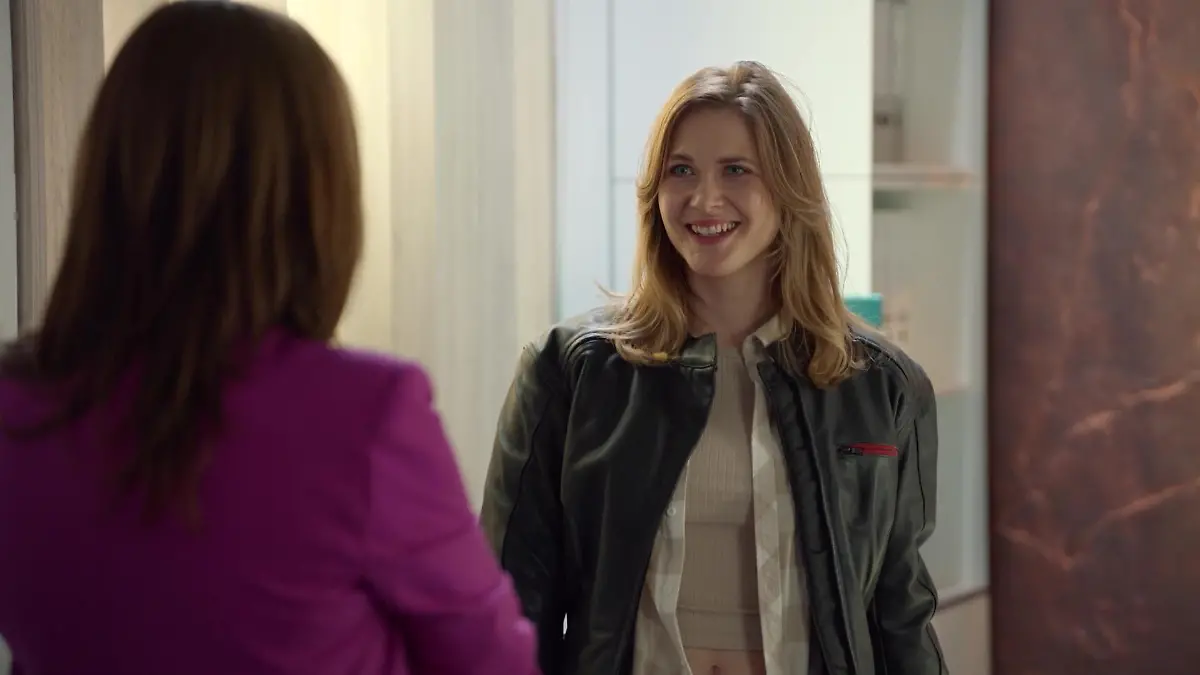 Rolle Nicole neu bei GZSZ trifft auf Katrin (C) RTL  