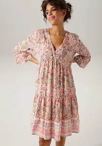 Tunikakleid mit fantasievollem Druck