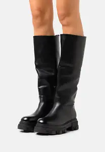 Asos Design - Gracie - Kniehohe Regenstiefel mit dicker Sohle