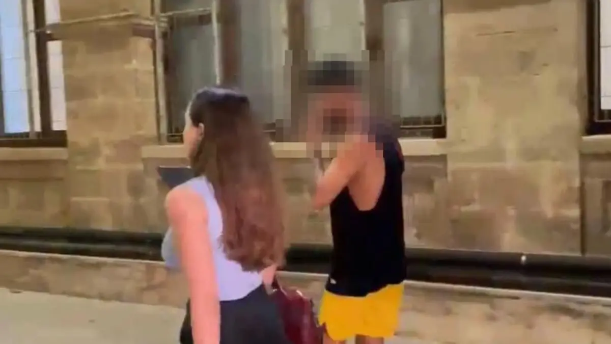 Einer der sechs Tatverdächtigen kam am späten Abend auf freien Fuß.