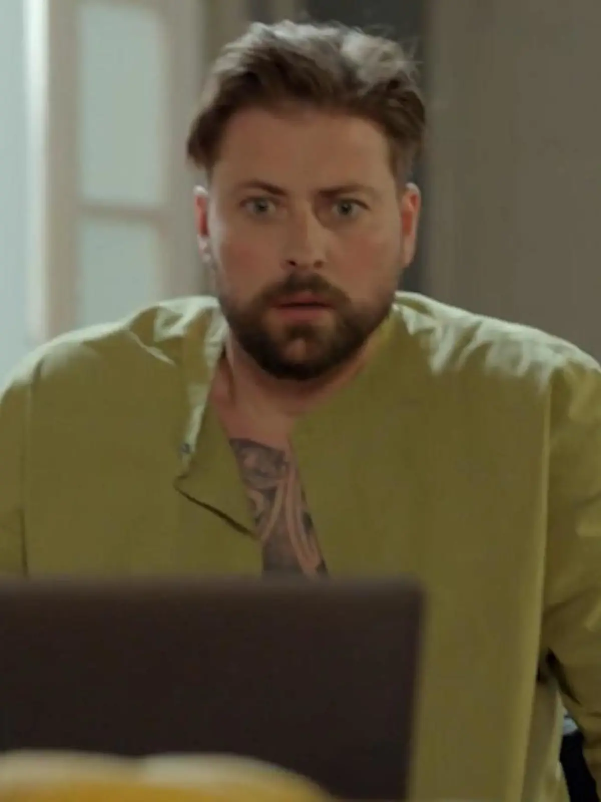 Was John auf Zoes Laptop findet, ist ein Schock