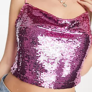 Monki – Bauchfreies Camisole-Top mit Pailletten in Rosa