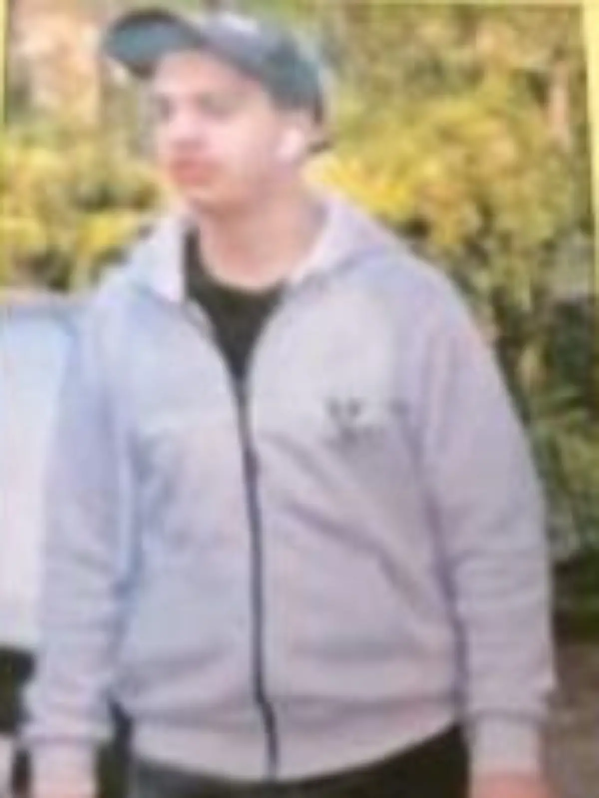 Mit diesem Foto sucht die Polizei Essen nach dem Unbekannten.