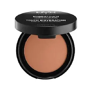 NYX Hydra Pulver Foundation - Farbe: Muskatnuss