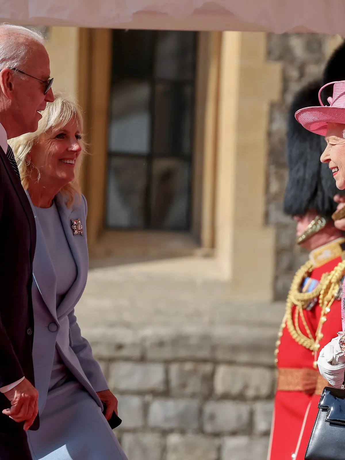 . 13/06/2021. Windsor, United Kingdom. Queen Elizabeth II with US President Joe Biden and his wife Jill at Windsor Castle, United Kingdom. PUBLICATIONxINxGERxSUIxAUTxHUNxONLY xPoolx/xi-Imagesx IIM-22273-0036 