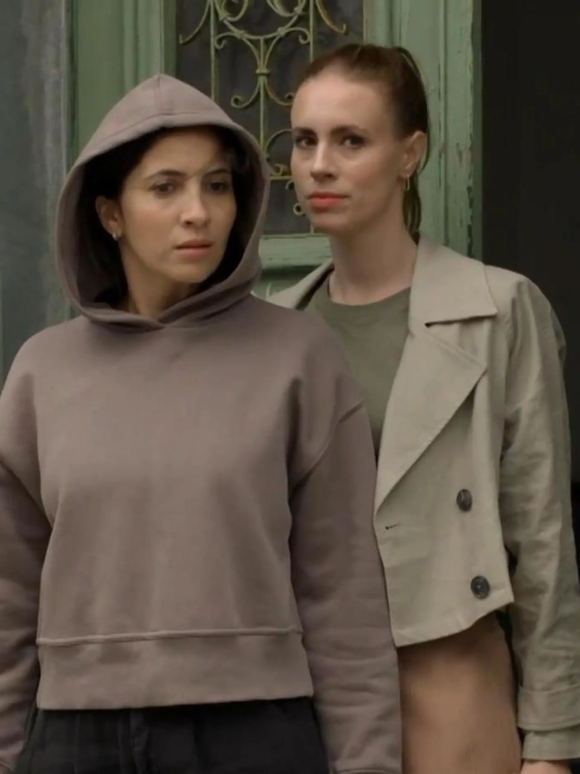 Zoe schnappt sich Laura