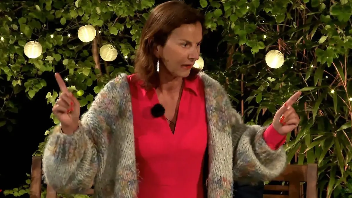 Hoch die Hände, Sommerhaus-Ende! Claudia Obert muss sich als erster Promi verabschieden