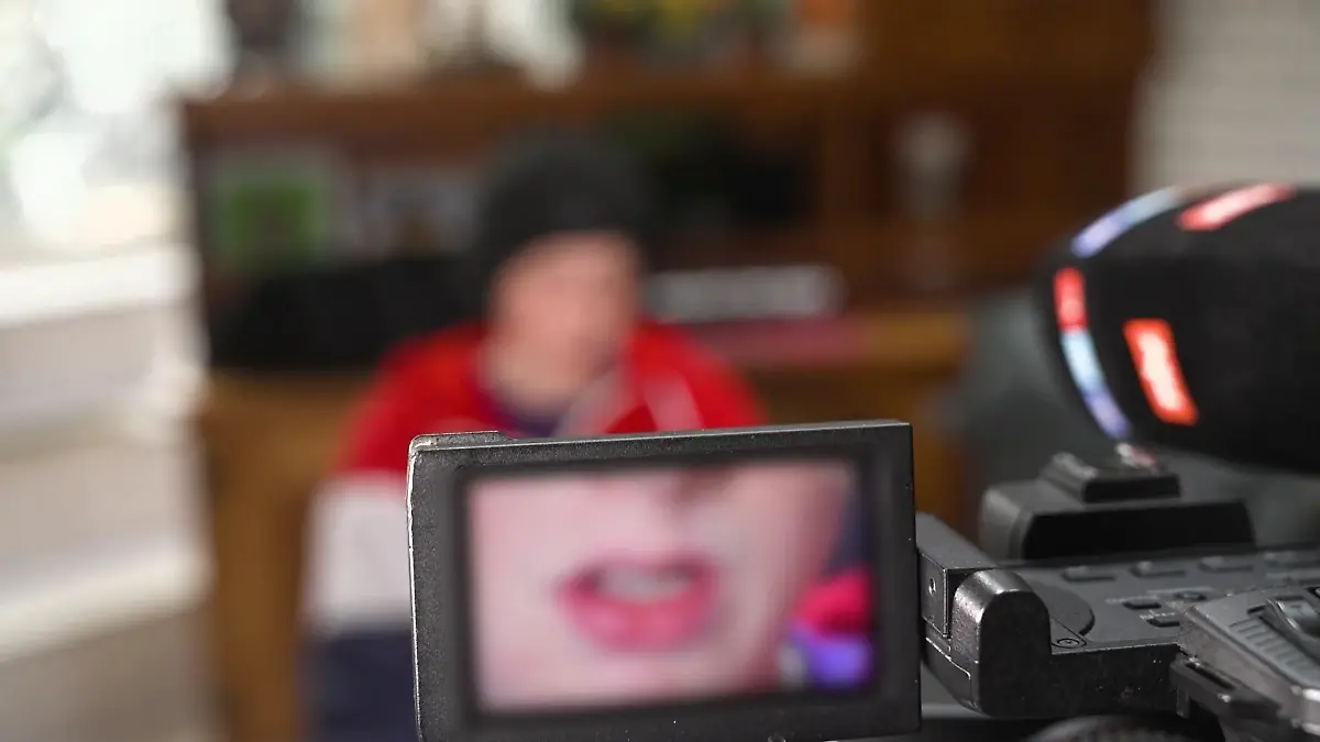 Dennis S. spricht im Interview über seinen Kontakt mit Michael W. und den mutmaßlichen sexuellen Missbrauch.