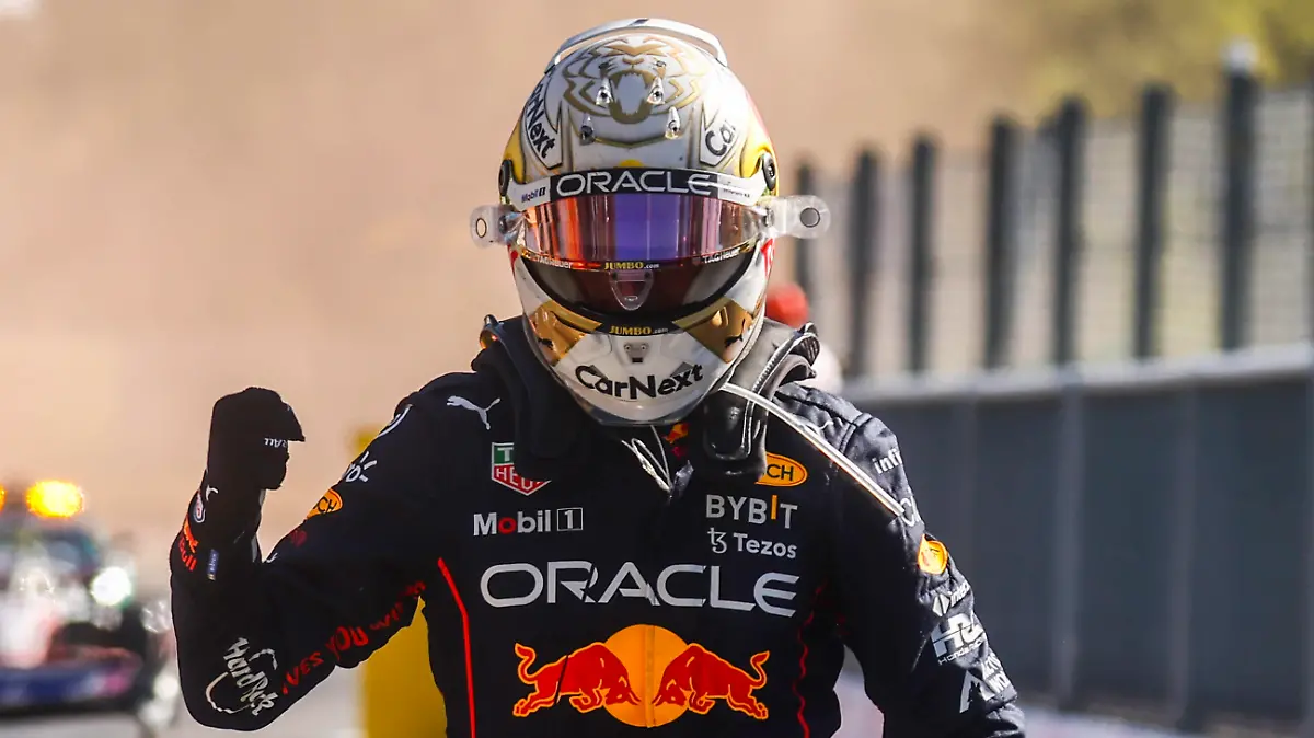  F1 Italian Grand Prix Max Verstappen of Oracle Red Bull Racing wins the Formula 1 Italian Grand Prix race day at Circuit Monza, on September 11, 2022 in Monza, Italy Monza Italy PUBLICATIONxNOTxINxFRA Copyright: xBeataxZawrzelx originalFilename:zawrzel-f1italia220911_npI6m.jpg