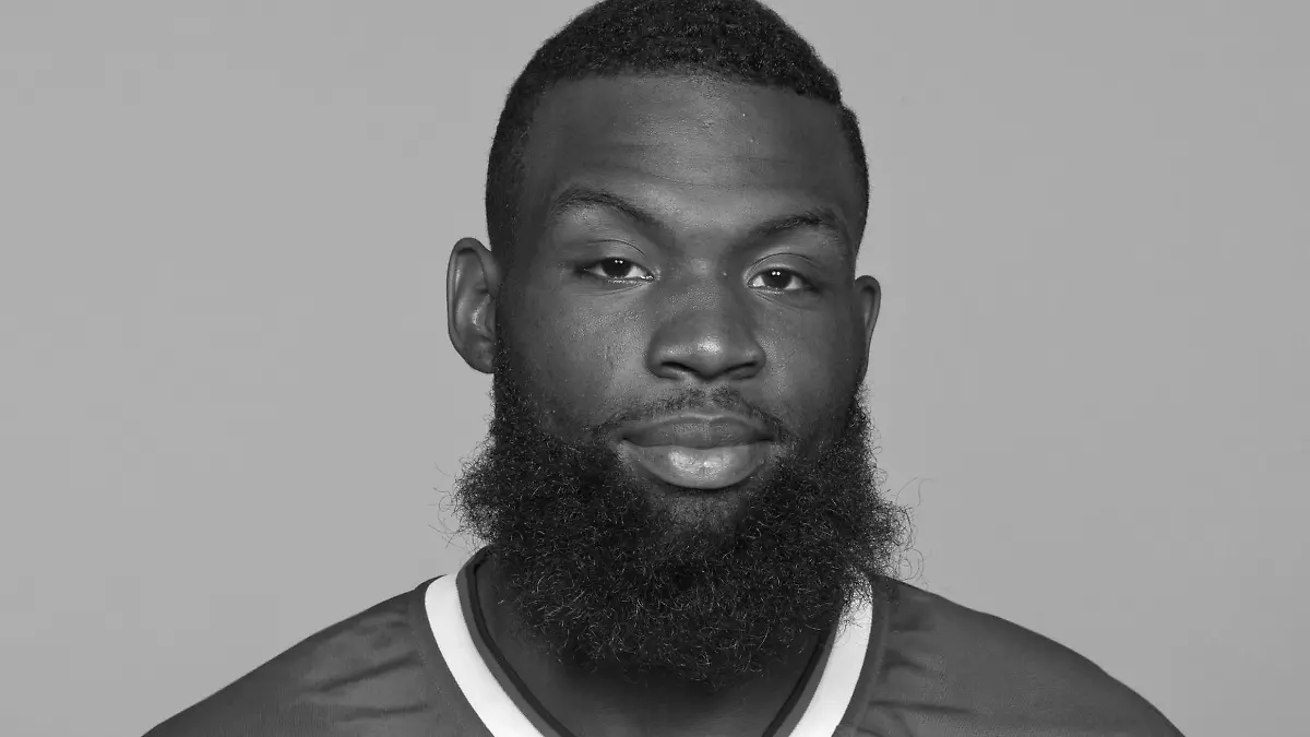 FILE - This is a June 17, 2014, file photo showing Mike Williams of the Buffalo Bills NFL football team. Former NFL receiver Mike Williams, who was injured in a construction accident two weeks ago and later put on a ventilator, died Tuesday, Sept. 12, 2023, his agent said. He was 36. Williams, who played for the Tampa Bay Buccaneers and Bills from 2010-14, died at St. Joseph’s Hospital in Tampa, agent Hadley Engelhard said. (AP Photo/File)