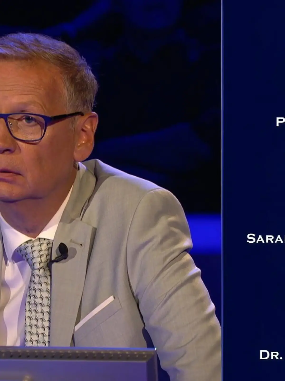 "Wer wird Millionär?"-Moderator Günther Jauch staunt nicht schlecht, als er seinen ehemaligen Kandidaten Pedro "Wiki-Pedro" Rodriguez unter den Telefonjokern seiner Kandidatin entdeckt