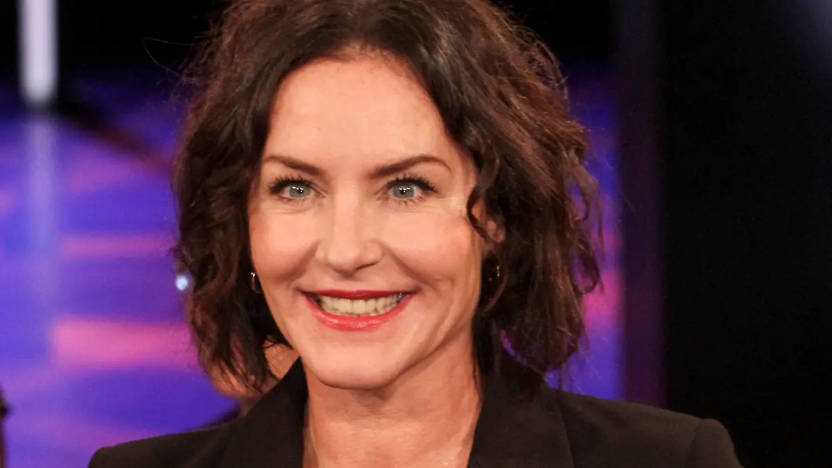 Marisa Burger
deutsche Schauspielerin ZDF Rosenheim Cops
zu Gast in der NDR Talkshow , aus dem Studio 3 beim NDR am Freitag 20.10.2022 in Hamburg