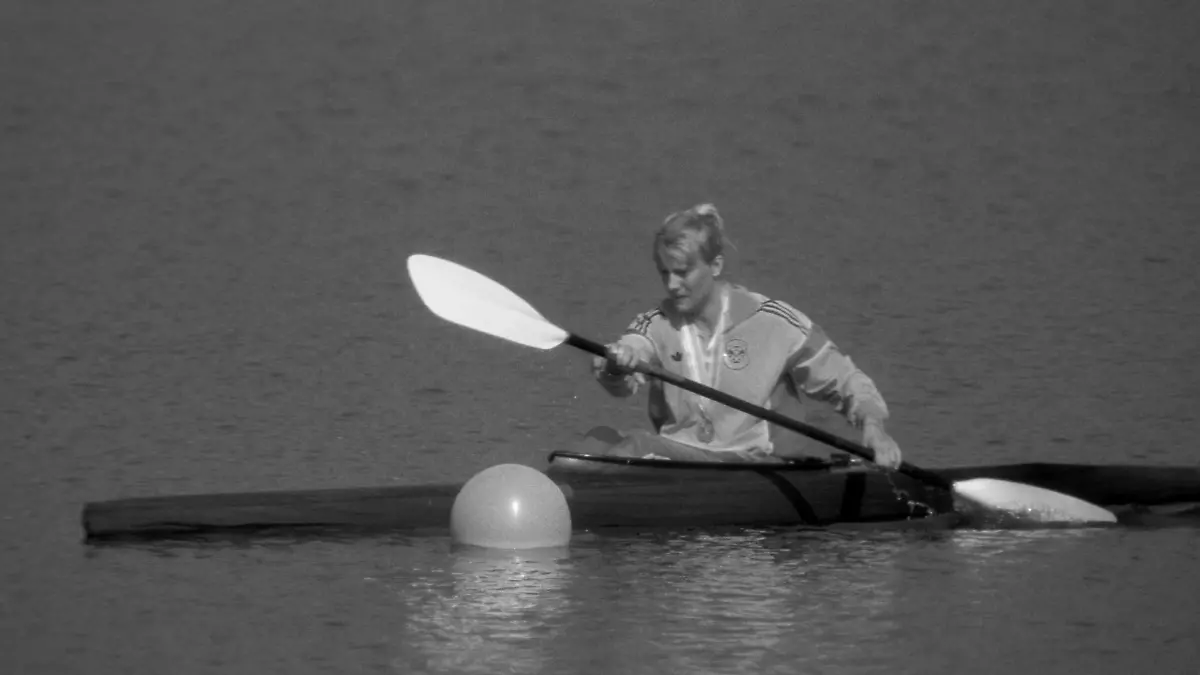 Bildnummer: 03788944  Datum: 06.08.1984  Copyright: imago/WEREK
Agneta Andersson (Schweden); Vdia, quer, Olympische Spiele 1984, Sommerspiele, Kanusport, Kajak, Einerkajak, K1 Einer K 1 Los Angeles LA L A Kanu OS Sommer Damen Einzel Einzelbild Aktion Personen

Image number 03788944 date 06 08 1984 Copyright imago WEREK Agneta Andersson Sweden Vdia horizontal Olympic Games 1984 Summer Games Canoeing Kayak One kayak K1 a K 1 Los Angeles La l A Canoe OS Summer women Singles Single Action shot Human Beings 