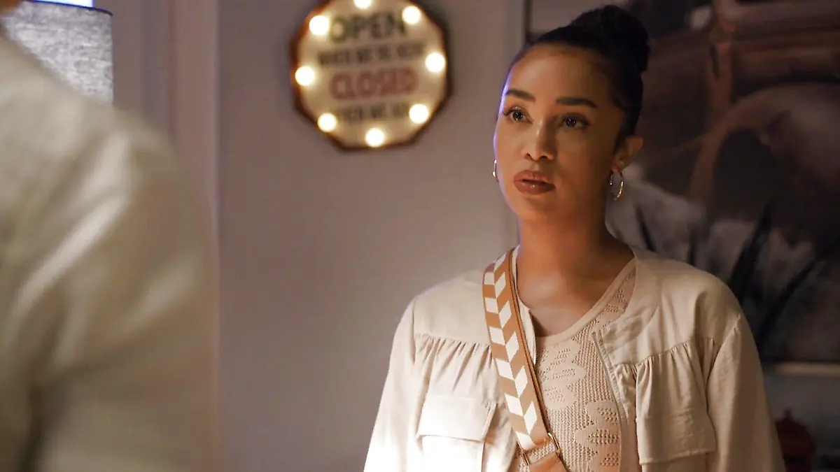 AWZ-Folge vom 16.10.23: Imani klärt Deniz über ihre Affäre auf