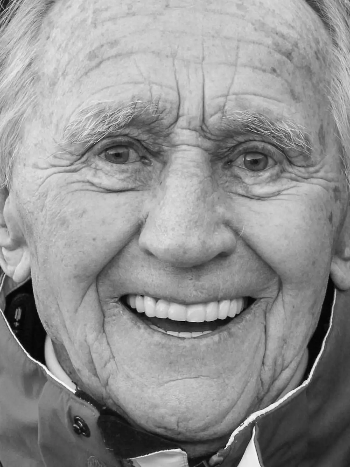 SOCIETY - KITZ CHARITY RACE VERANSTALTUNG NACH DER HAHNENKAMMABFAHRT AUT, 2017-01-21; SPORT SOCIETY - KITZ CHARITY RACE VERANSTALTUNG NACH DER HAHNENKAMMABFAHRT: SCHILEGENDE ANDERL MOLTERER ;

Society Kitz Charity Race Event After the Hahnenkamm downhill AUT 2017 01 21 Sports Society Kitz Charity Race Event After the Hahnenkamm downhill Schilegende Anderl Molterer  