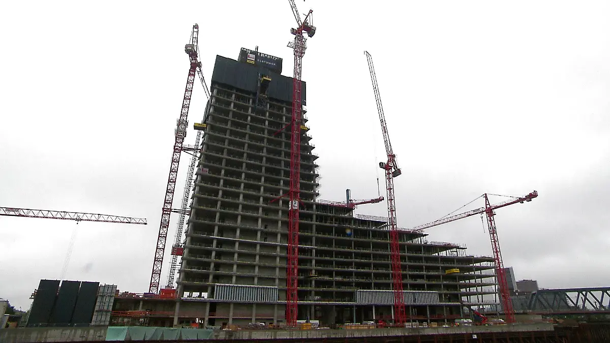 Der Rohbau des Elbtowers in Hamburg.