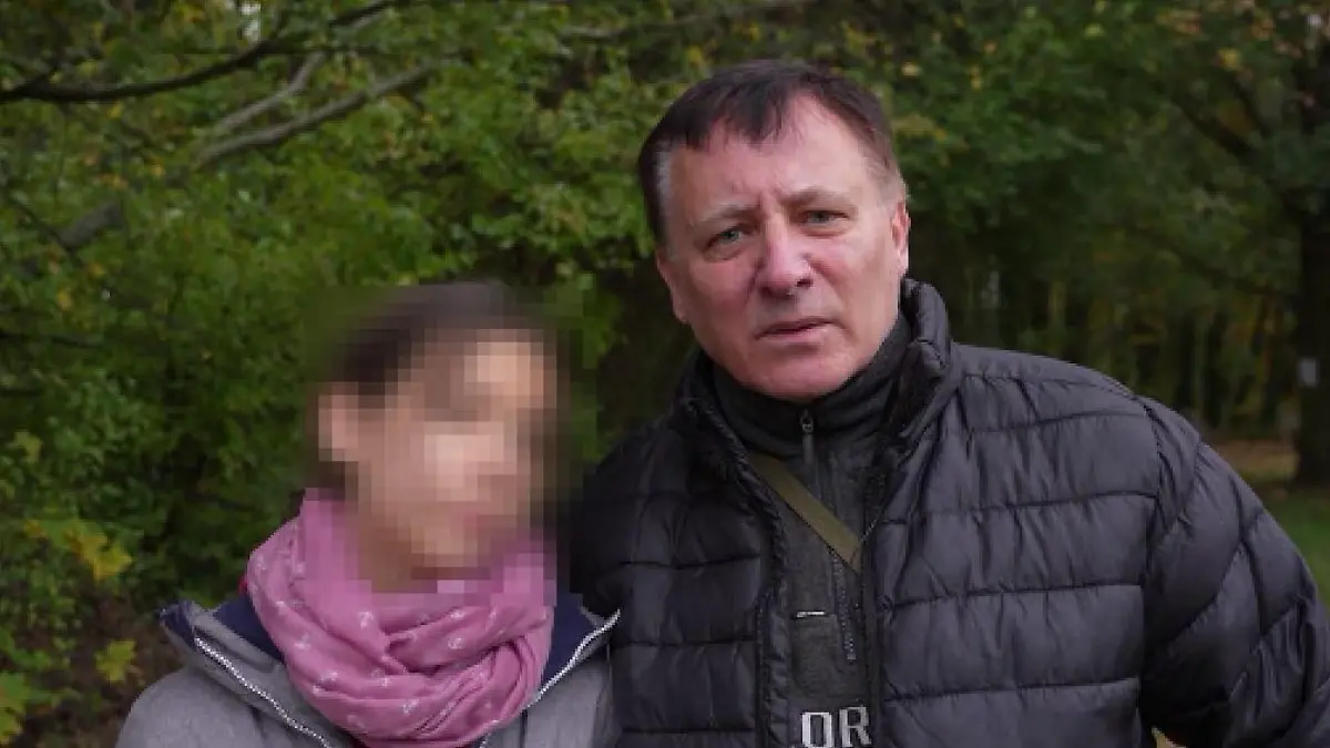Unbekannter überfällt Zwölfjährige im Wald - Vater: "Emma hat um ihr Leben geschrien"