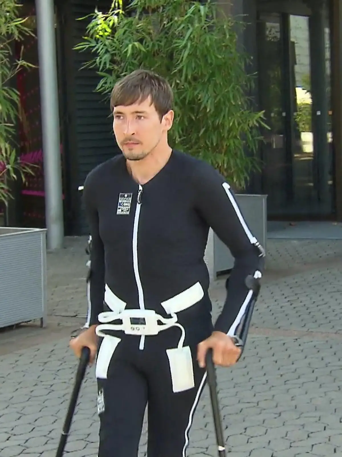 Am Donnerstag startet die REHACARE-Messe in Düsseldorf: Die internationale Fachmesse für Pflege. Schon heute wurden einige Trends vorgestellt. Darunter ein sogenannter Neuromodulationsanzug, der Menschen mit Spastiken helfen soll, alltägliche Dinge wieder meistern zu können.