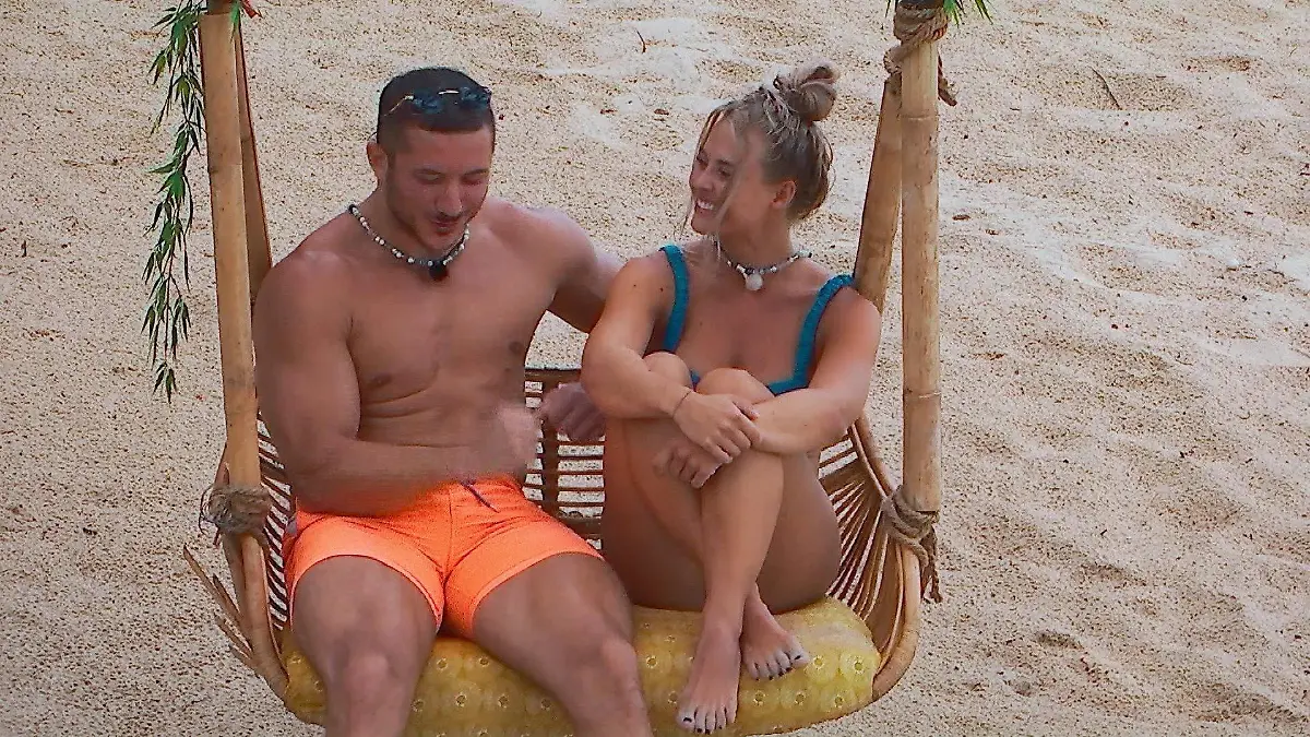 Oguzhan und Colleen verstehen sich auf Anhieb gut.